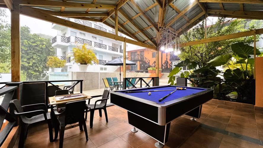 SE VENDE VILLA COMPLETA, EN ZONA PRIVADA, CAPACIDAD PARA 43 PERSONAS - Imagen 6
