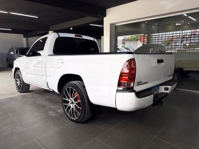 TOYOTA TACOMA 2013 SR5