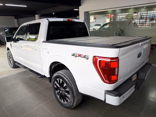 Ford F-150 XLT 2021
