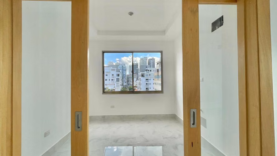 Apartamento 3Hab en Alquiler en Urb. Real Santo Domingo - Imagen 2