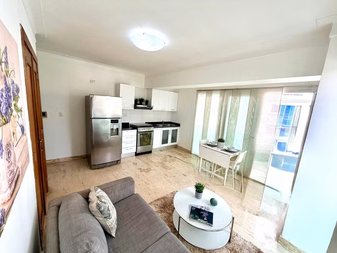 Apartamento Amueblado en Naco - Imagen 4
