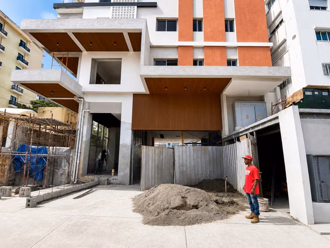 Apartamento en Venta en Evaristo Morales de 2 Habitaciones