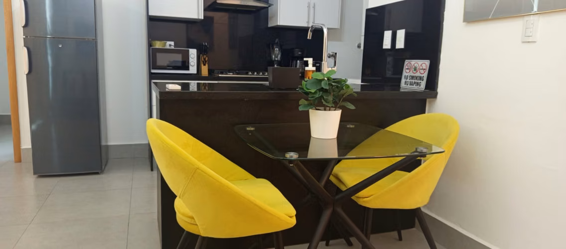 Apartamento En Alquiler De 1 Habitación Y 2 Baños En Piantini - Imagen 2