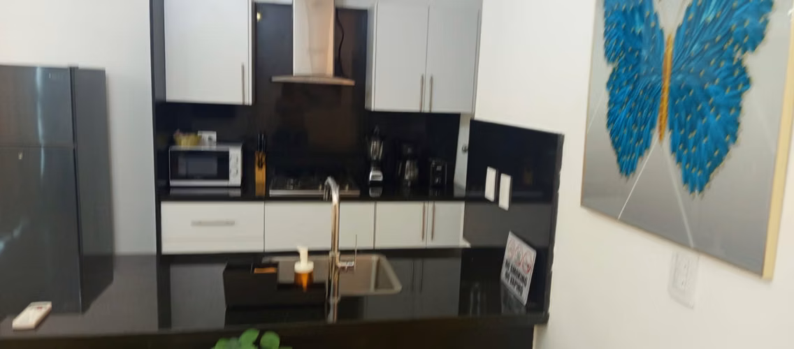 Apartamento En Alquiler De 1 Habitación Y 2 Baños En Piantini - Imagen 3