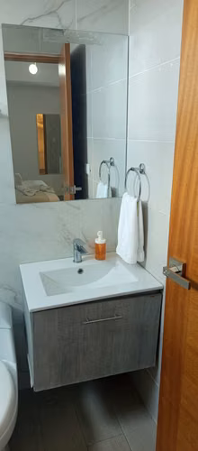Apartamento En Alquiler De 1 Habitación Y 2 Baños En Piantini - Imagen 6