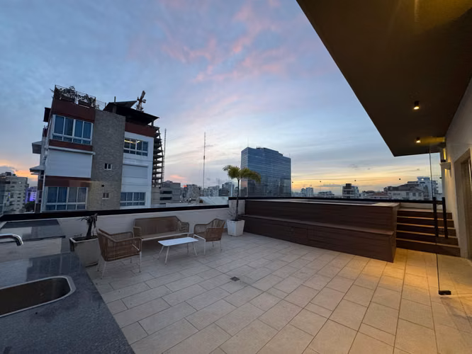 Apartamento En Alquiler De 1 Habitación Y 2 Baños En Naco - Imagen 8