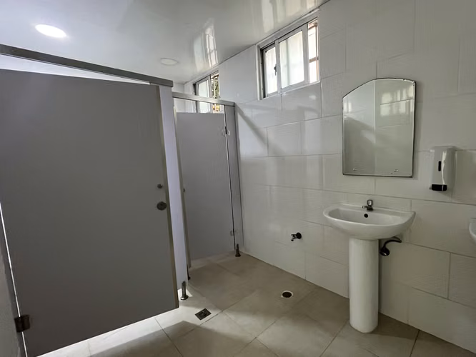 Local Comercial Alquiler NACO de 44m2 – Primer Nivel - Imagen 8