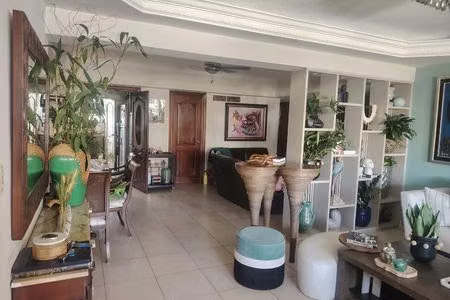 VENDO APARTAMENTO EN EVARISTO MORALES CLASICO