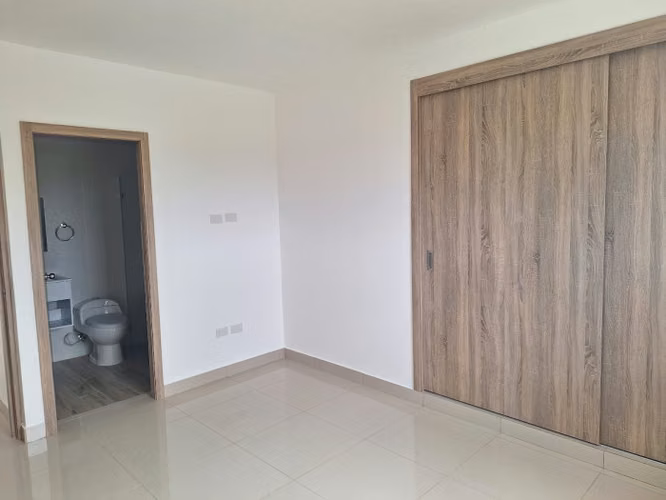Venta de apartamento santo domingo este en San Isidro - Imagen 5