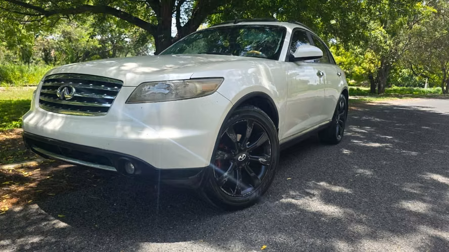 TÍTULO:   Infiniti FX35 2008 | V6 3.5L | Automática | Blanco Perlado – ¡Precio de Oportunidad!
