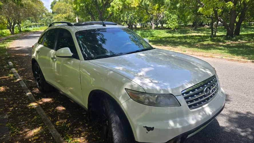  Infiniti FX35 2008 | V6 3.5L 298CV | Automática | Blanco Perlado | La Romana