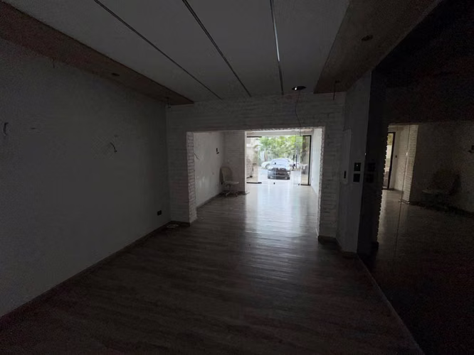 Local Comercial en Bella Vista - Imagen 4