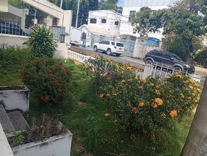 Vendo casa / sola en Gazcue - Imagen 6