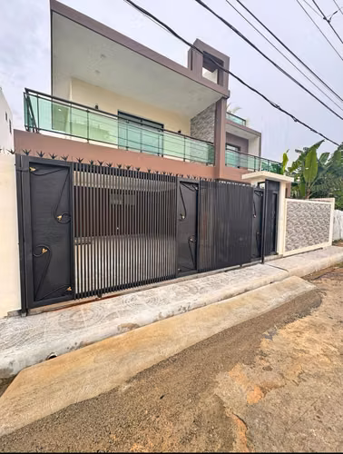  Venta de Hermosa Casa en Prado Oriental – Santo Domingo Este