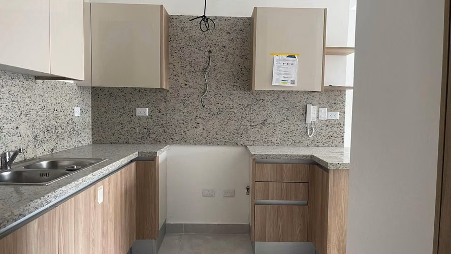 Apartamento en renta de 2 habitaciones en Evaristo Morales - Imagen 5