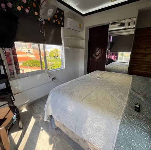 Alquilo Apartamento amueblado en corales del sur - Imagen 8