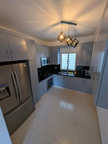 APARTAMENTO EN VENTA EN PUERTO PLANA EN ZONA RESIDENCIAL DE OPORTUNIDAD - Imagen 9