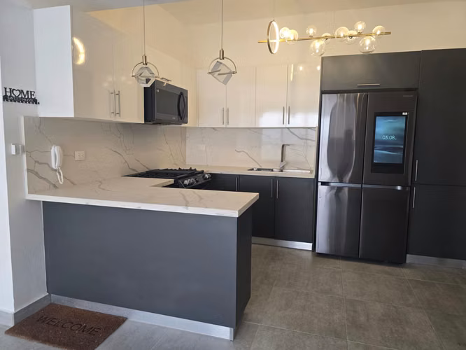 Apartamento con Línea Blanca en Alquiler Bella Vista Torre moderna