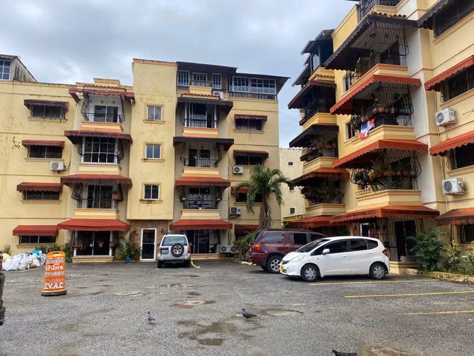 Vendo apartamento remodelado! En Cabirma del Este.