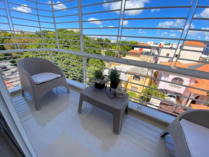 Vendo apartamento! En vista hermosa, zona oriental.