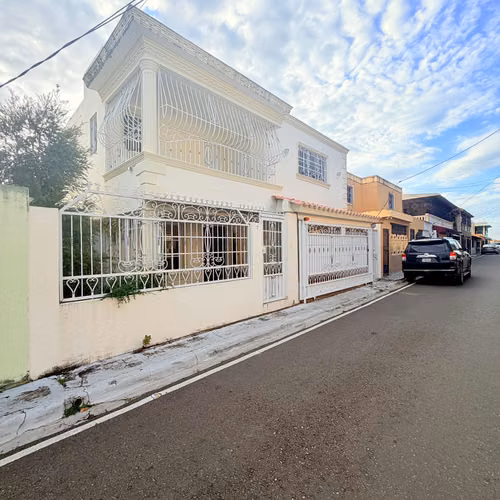  Casa en Venta en la Autopista de San Isidro – Zona Oriental - Imagen 8