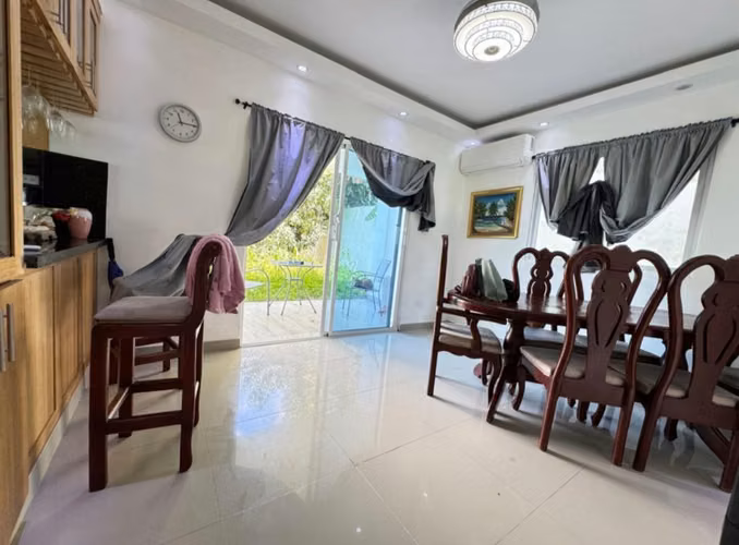 CASA EN VENTA EN ALTOS DE ARROYO HONDO - Imagen 8