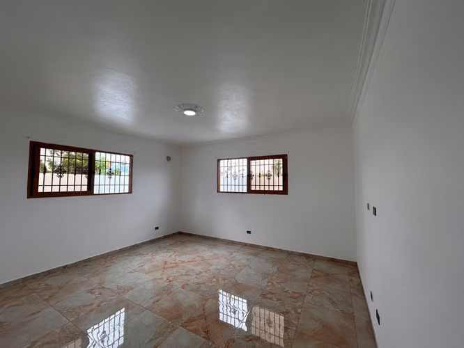CASA EN VENTA EN LA VEGA - Imagen 5
