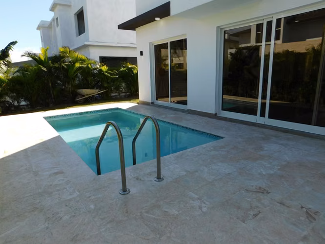 Villas en venta en Juan Dolio, Metro Country Club