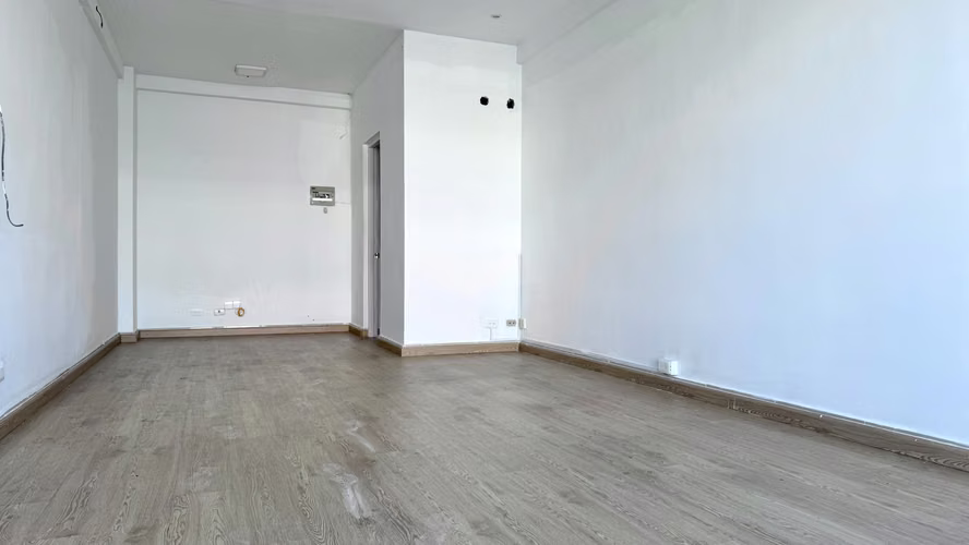 Local SEGUNDO PISO en alquiler en Evaristo Morales - Imagen 3