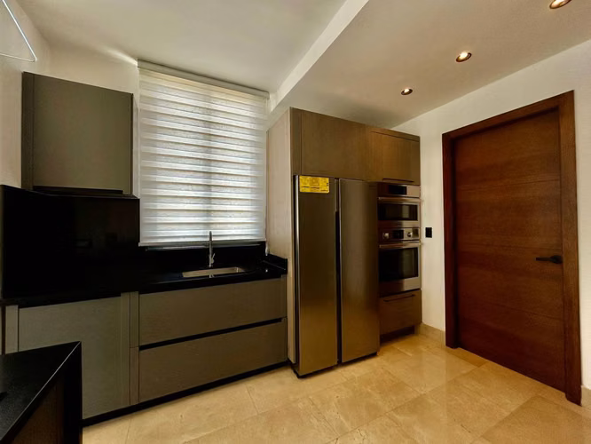Apartamento en venta cerca de Todo en Piantini