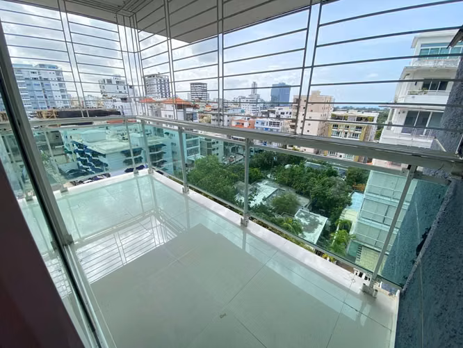 Vendo Amplio Apartamento 7mo Piso! En Mirador Norte (Próximo a Downtown Center)