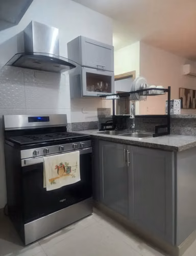 Apartamento Completamente Amueblado de 2 Habitaciones Listo para ocupar en Zona Universitaria