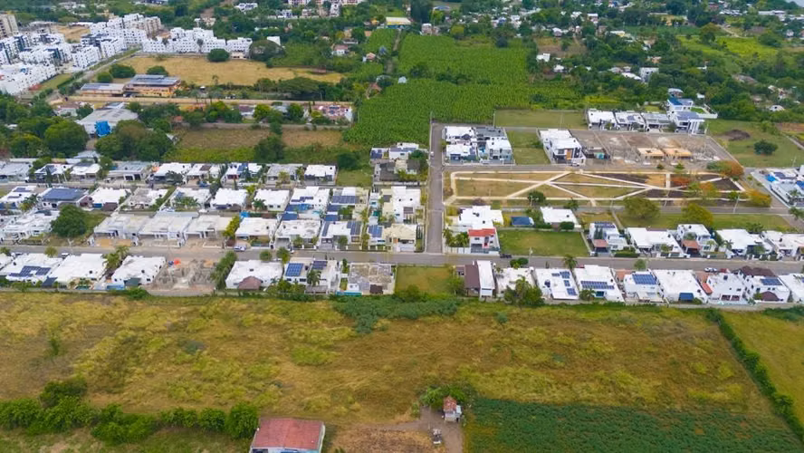 SOLAR EN VENTA EN LLANOS DE GURABO, SANTIAGO. - Imagen 5