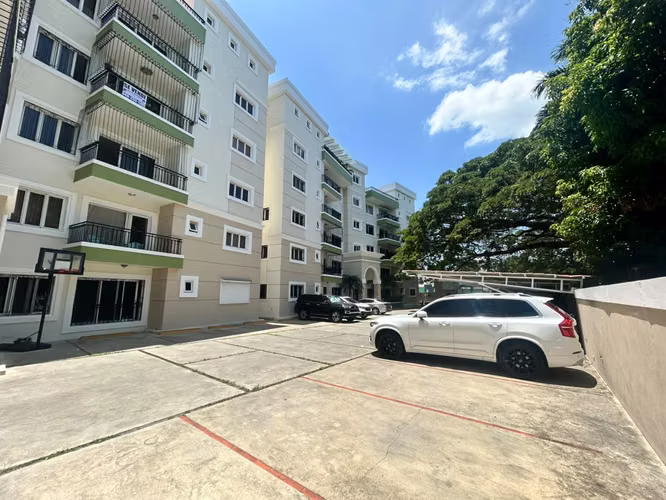 BEAUTIFUL APARTMENT IS SOLD IN RESIDENTIAL THE SAMAN - LA VEGA
