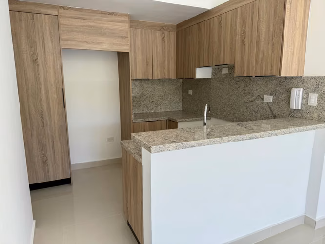 Apartamento en Venta, 2 Habitaciones, Jacuzzi, Urb. Renacimiento