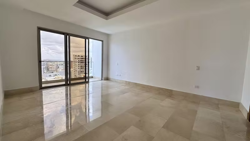 En Paraiso Pent House en Venta con Jacuzzi Propio y Cuatro Habitaciones US$1,050,000.