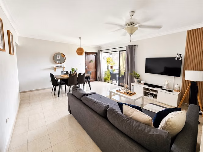 Vendo Apartamento, 2 Habitaciones en Arroyo Hondo Viejo - Imagen 2