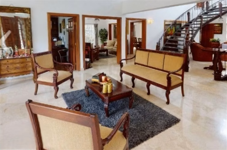 Casa en Alquiler, 4 Habitaciones, Altos De Arroyo Hondo II, Piscina, Terraza
