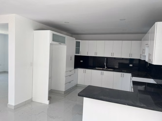 Vendo hermosa villa en Playa Nueva Romana - Imagen 2