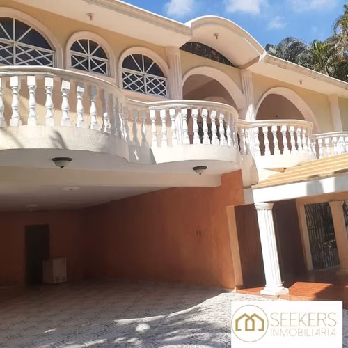 Casa en venta de 4 habitaciones en Arroyo Hondo - Imagen 2