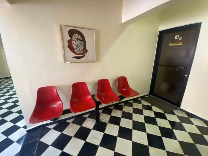 Local en alquiler en Gazcue ideal para oficina, consultorio o estetica