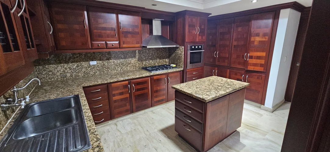 Amplio apartamento en  Santiago - Imagen 3
