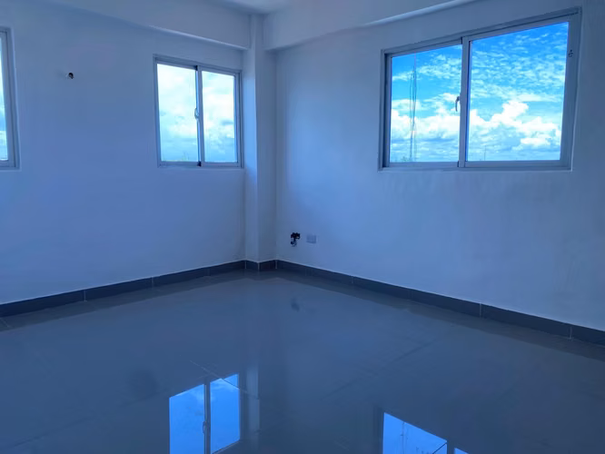 460 APTOS. EN URB. LOS TRES OJOS, ZONA ORIENTAL, SANTO DOMINGO - Imagen 4
