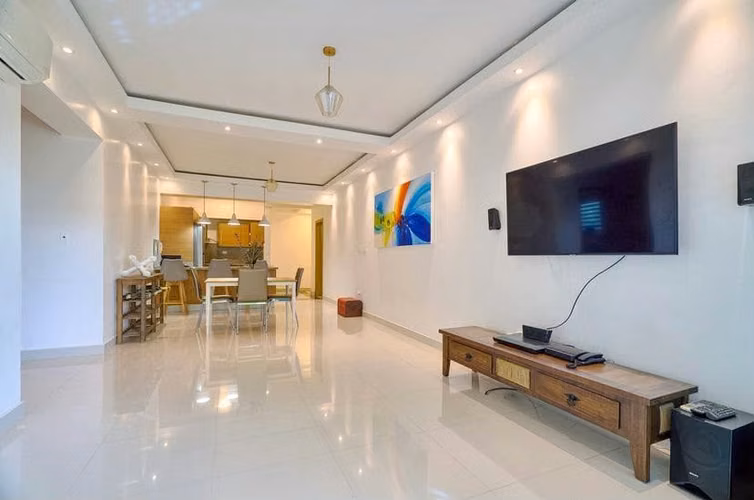 Apartamento de 146.35 m² en Bella Vista Sur | 2 Hab. | Torre Familiar |