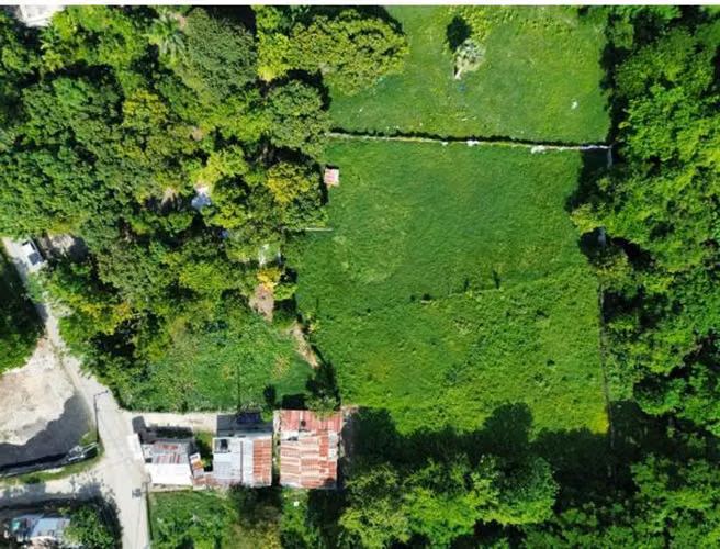 Finca deslindada en Pontezuela Arriba, Tamboril