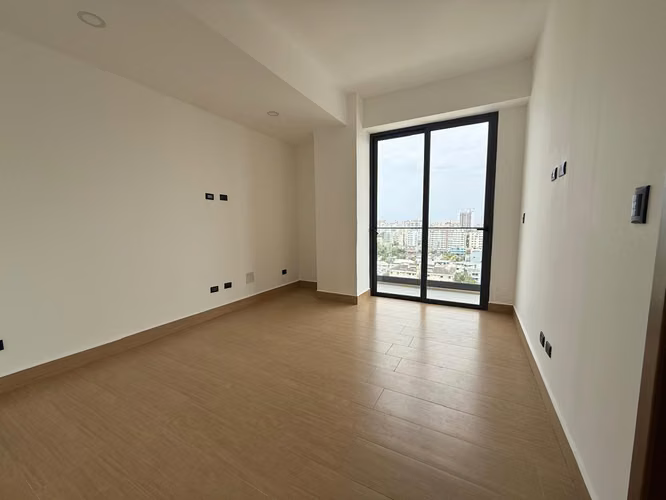 Rento 1 Habitación con linea Blanca en Naco
