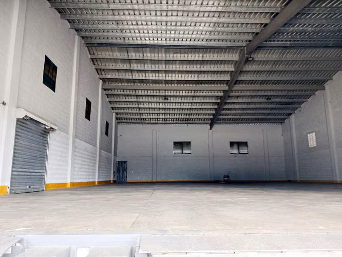 Warehouse for Rent on the Circunvalación Highway