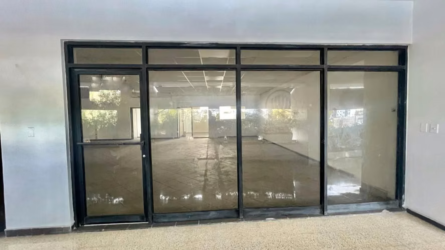 Commercial premises in Aesanche Naco