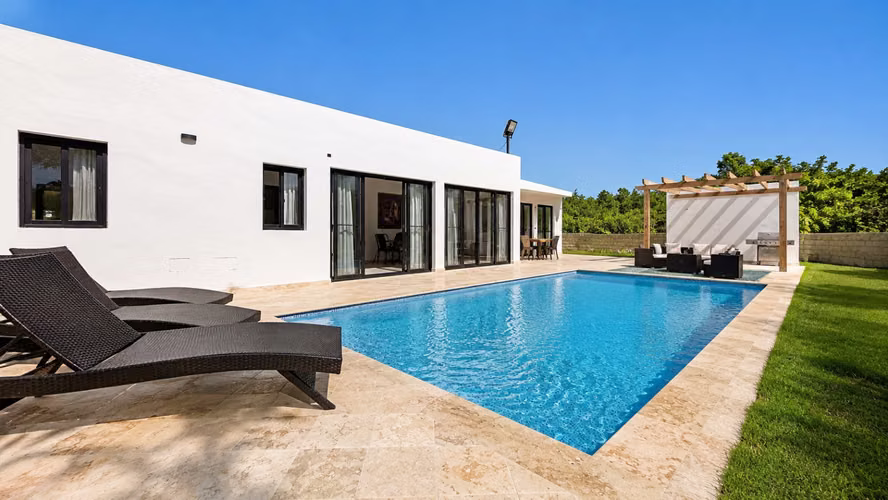 477 VILLA EN CABARETE ESTE
