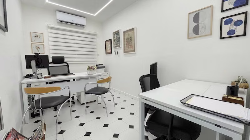 En Piantini Oficina Amueblada en Alquiler US$850.